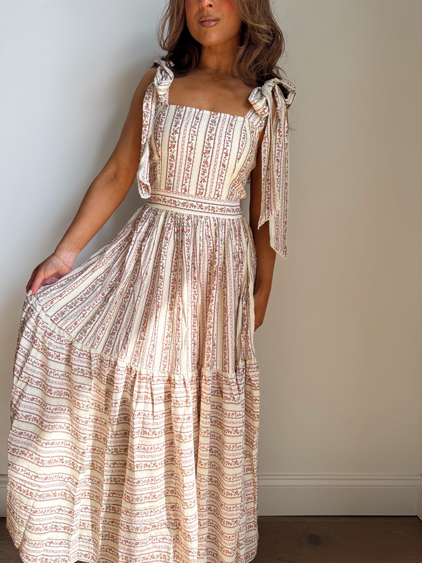 Blushing Roses Midi Dress