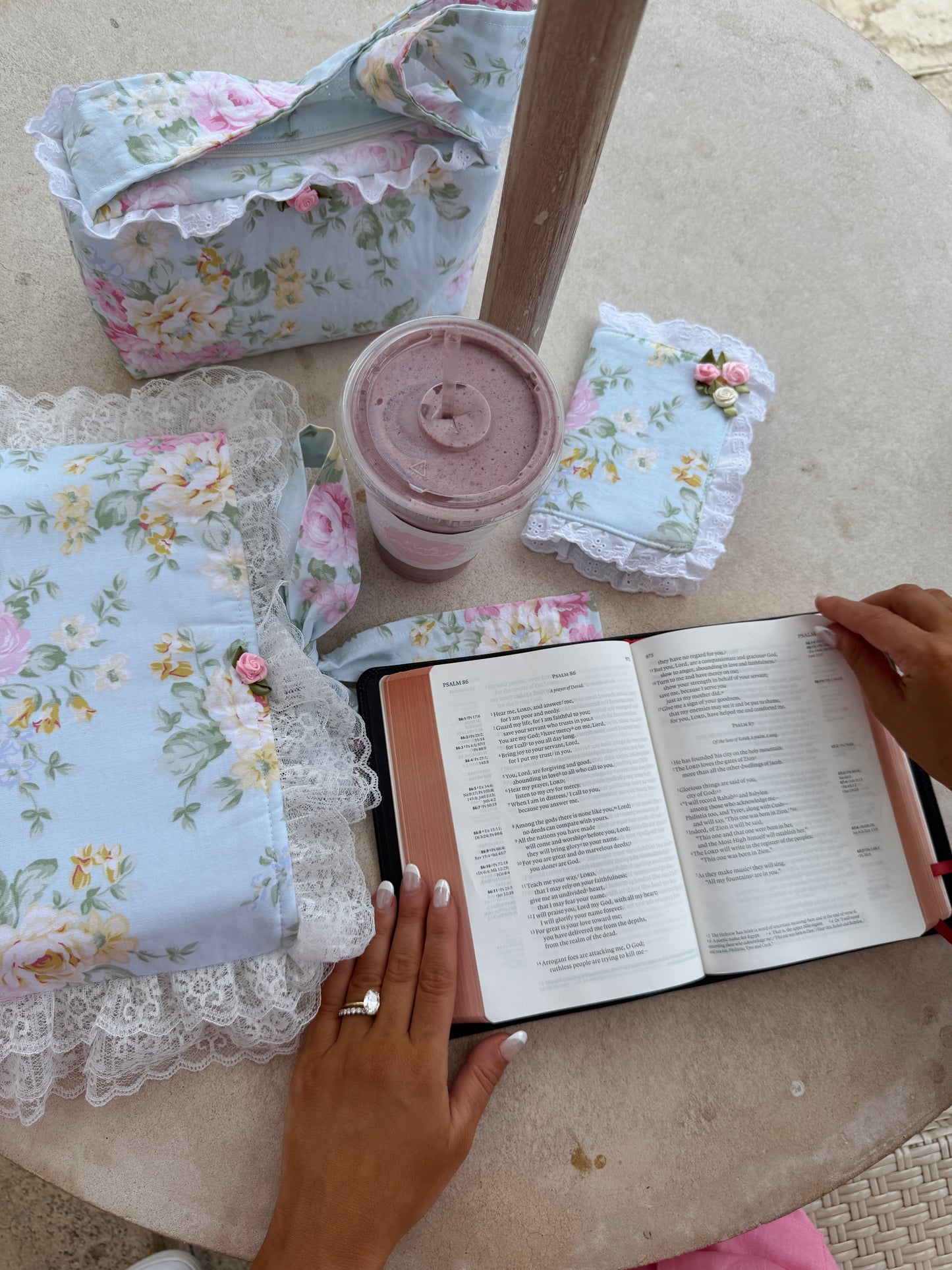Mint & Lace Vintage Floral Bible Cover