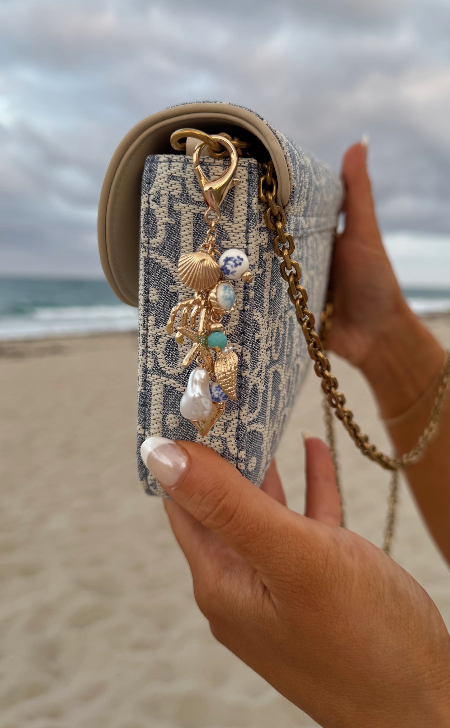 SEA LIFE PEARL HEART BEAD BAG CHARM