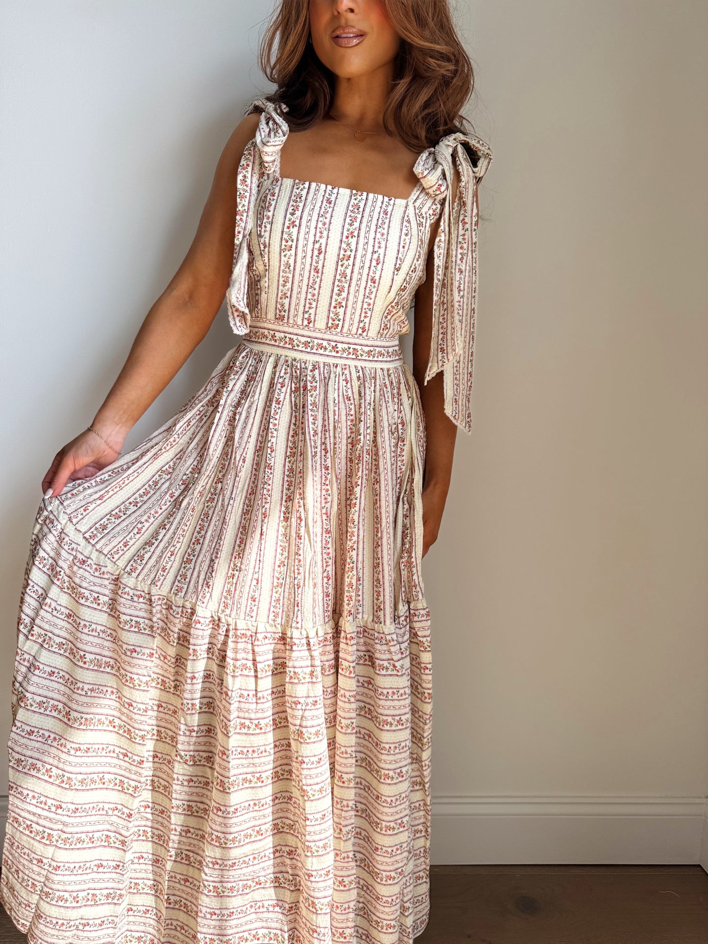 Blushing Roses Midi Dress