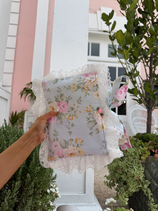 Mint & Lace Vintage Floral Bible Cover