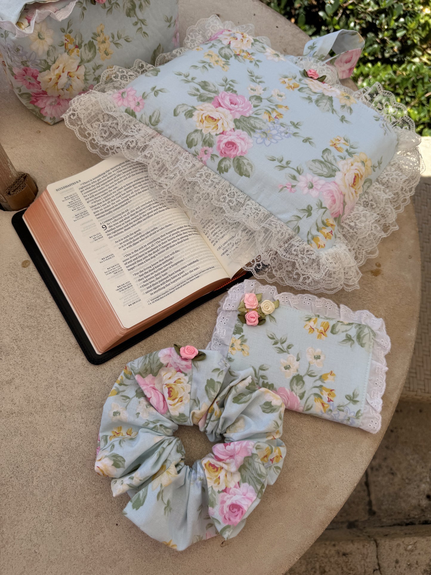 Mint & Lace Vintage Floral Bible Cover