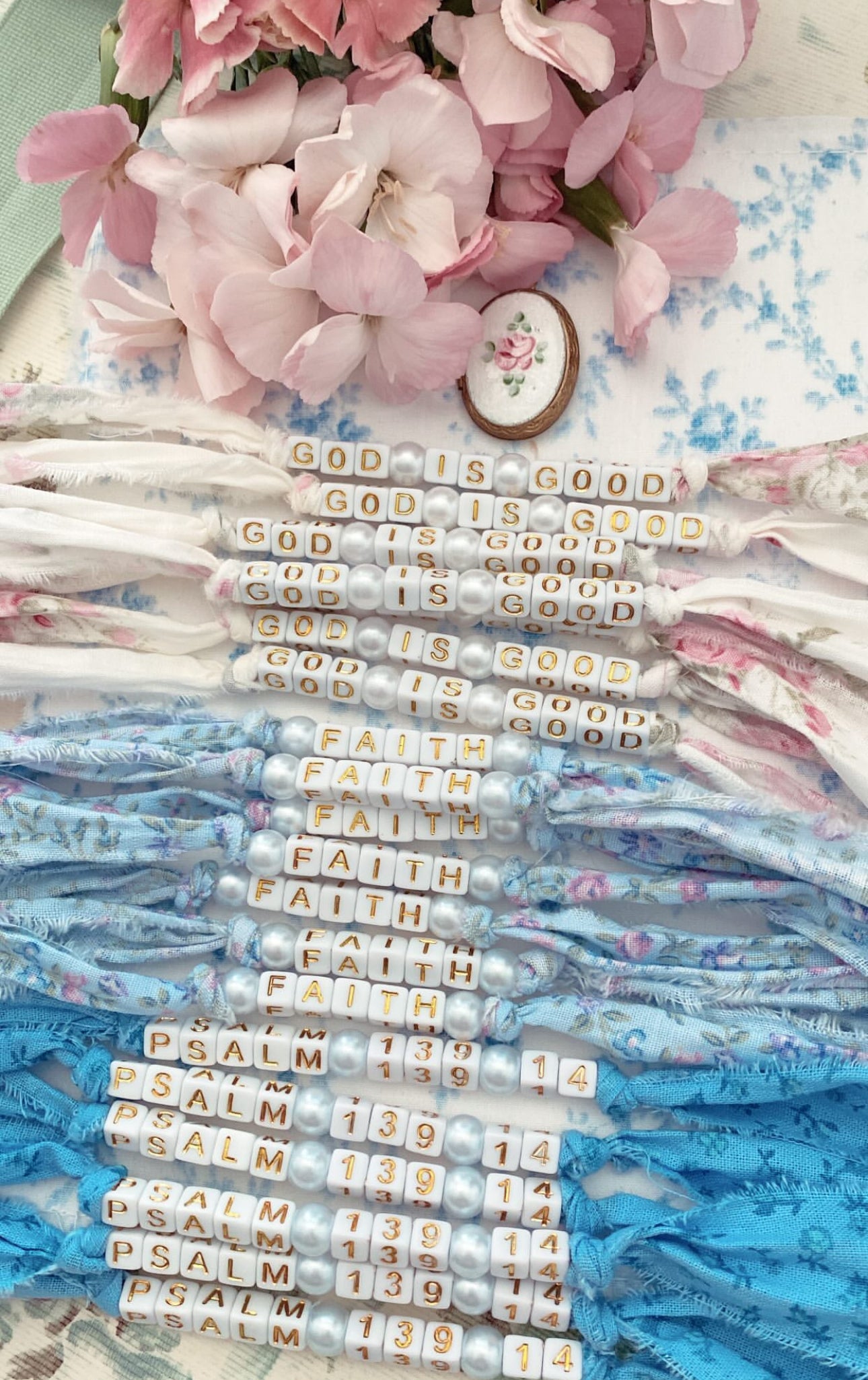 Shabby For Me x SHOPYDS floral bracelet