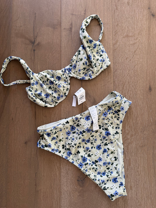 Brand New A&F bathing suit MEDIUM