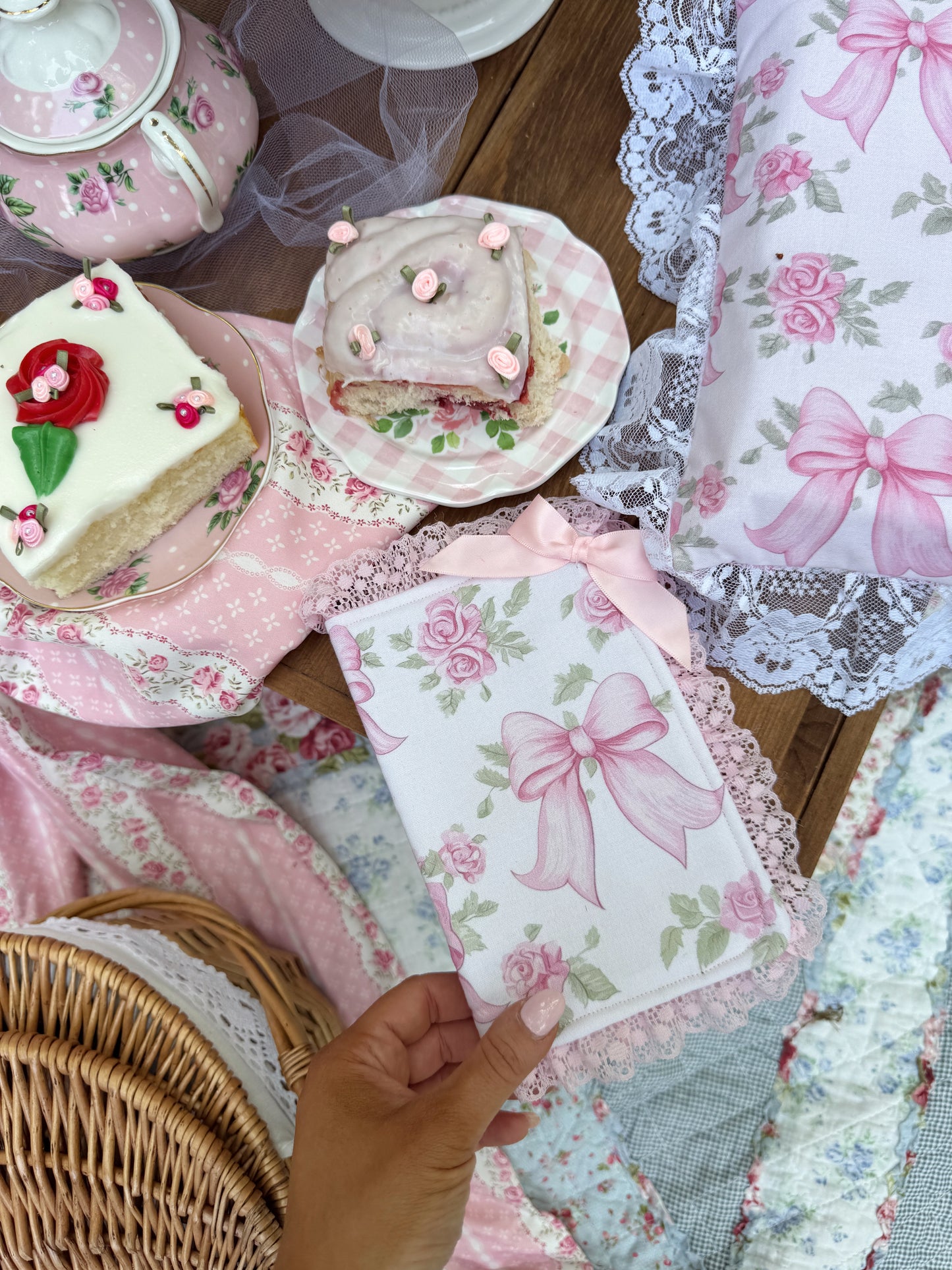 Bow & Bunches Passport Cover