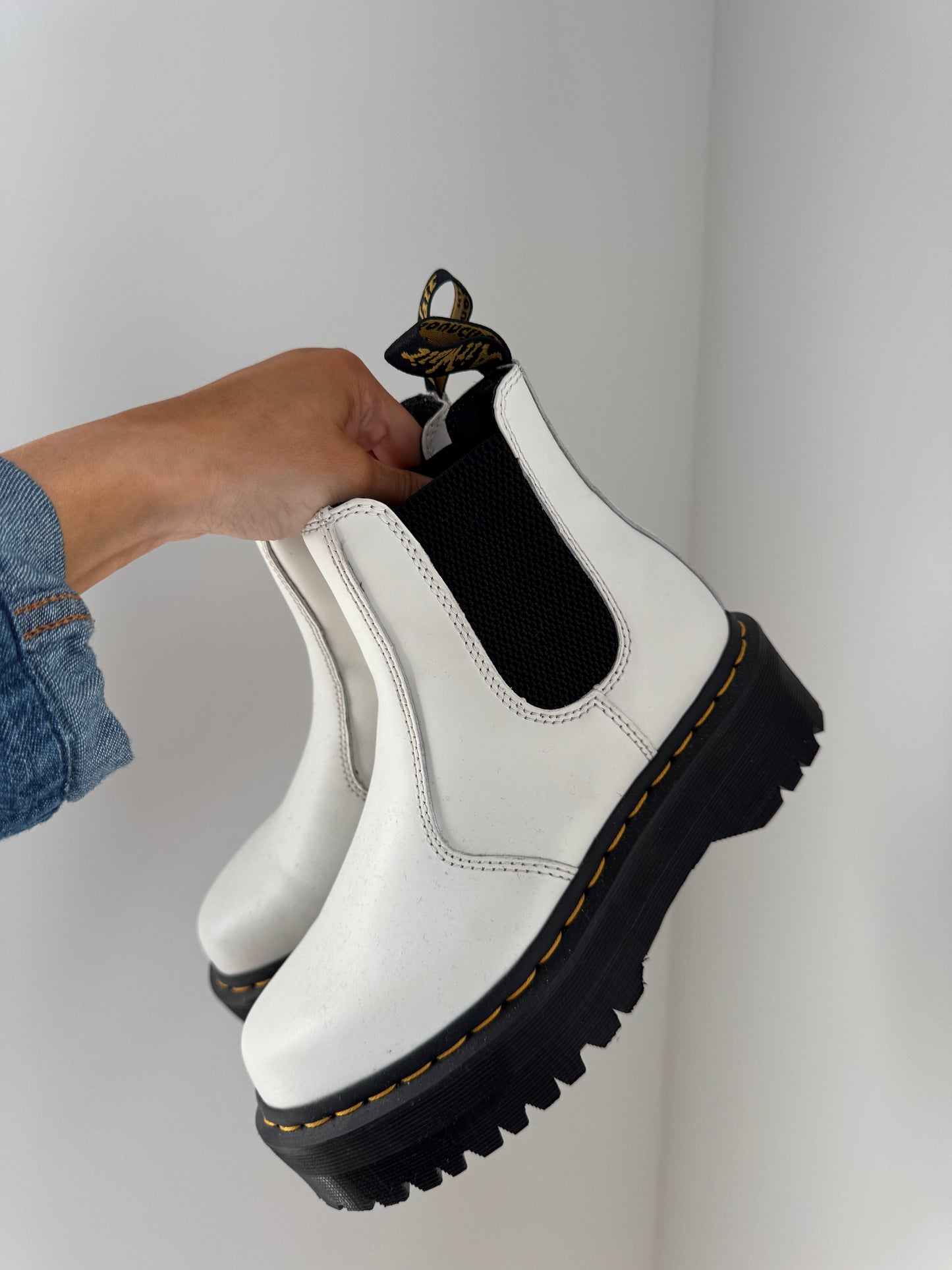 Brand new docs size 6