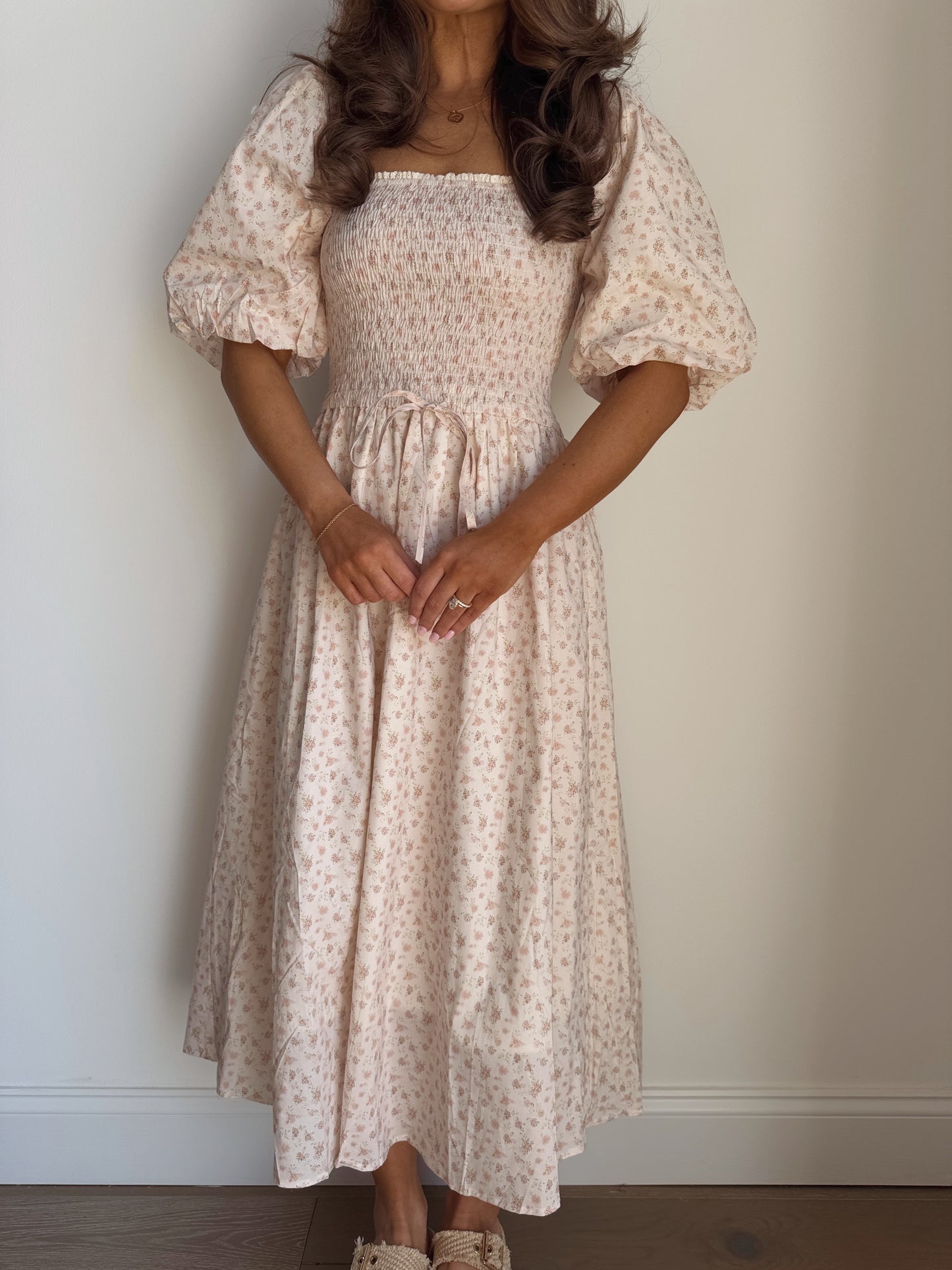 Heirloom Rose Puff Sleeve Midi Dress