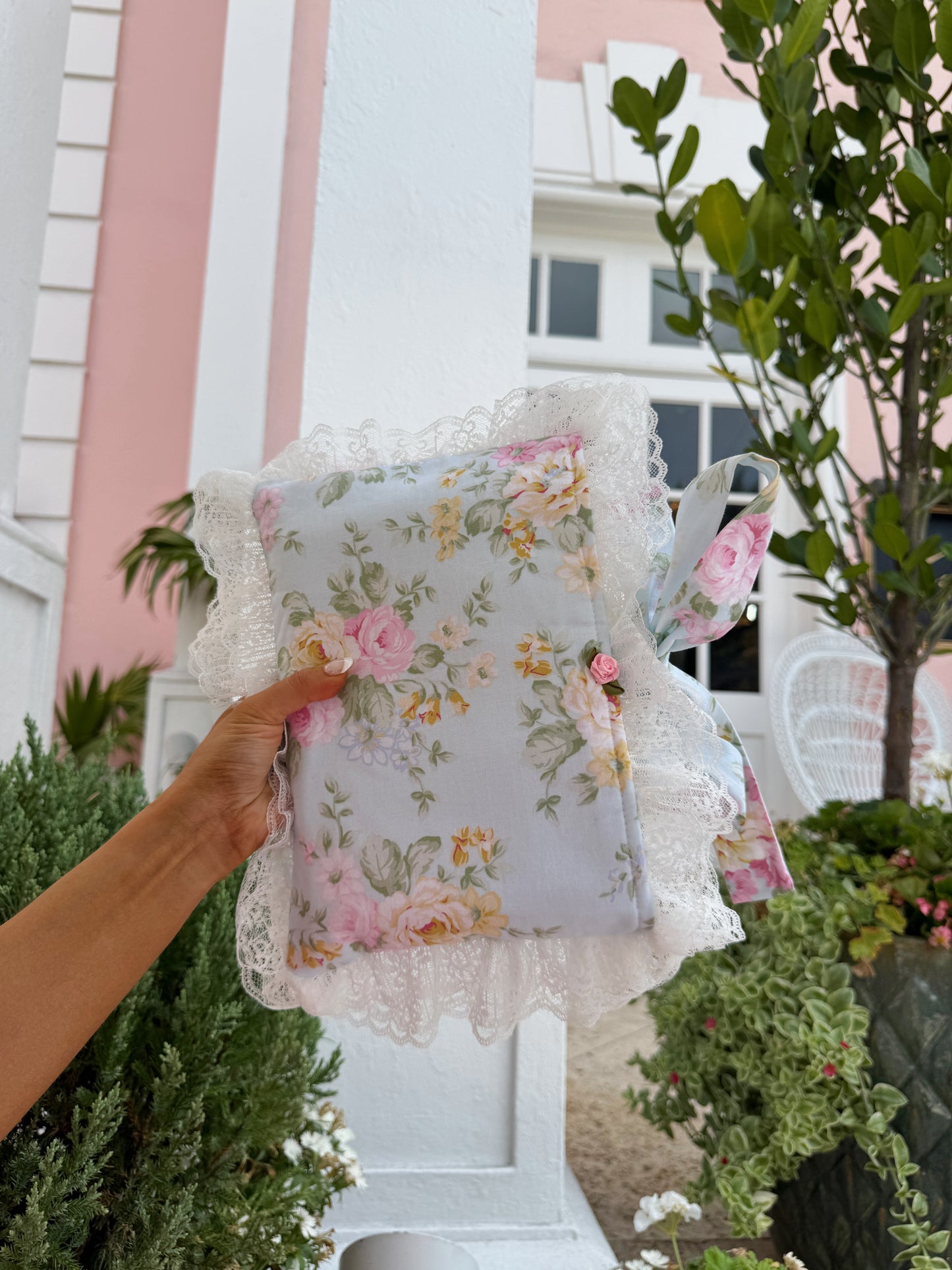 Mint & Lace Vintage Floral Bible Cover