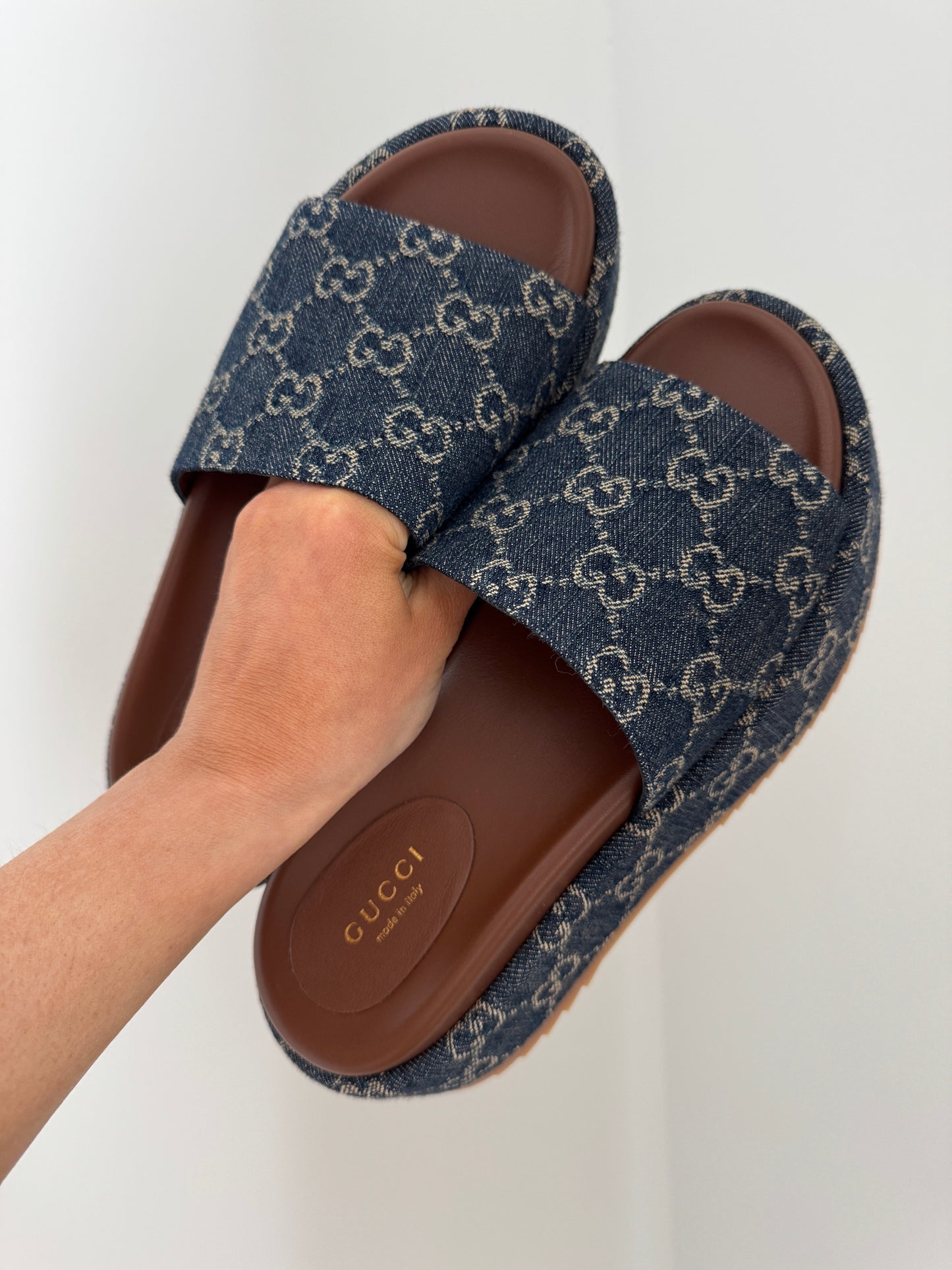 Brand new Gucci platform sandals SIZE 36