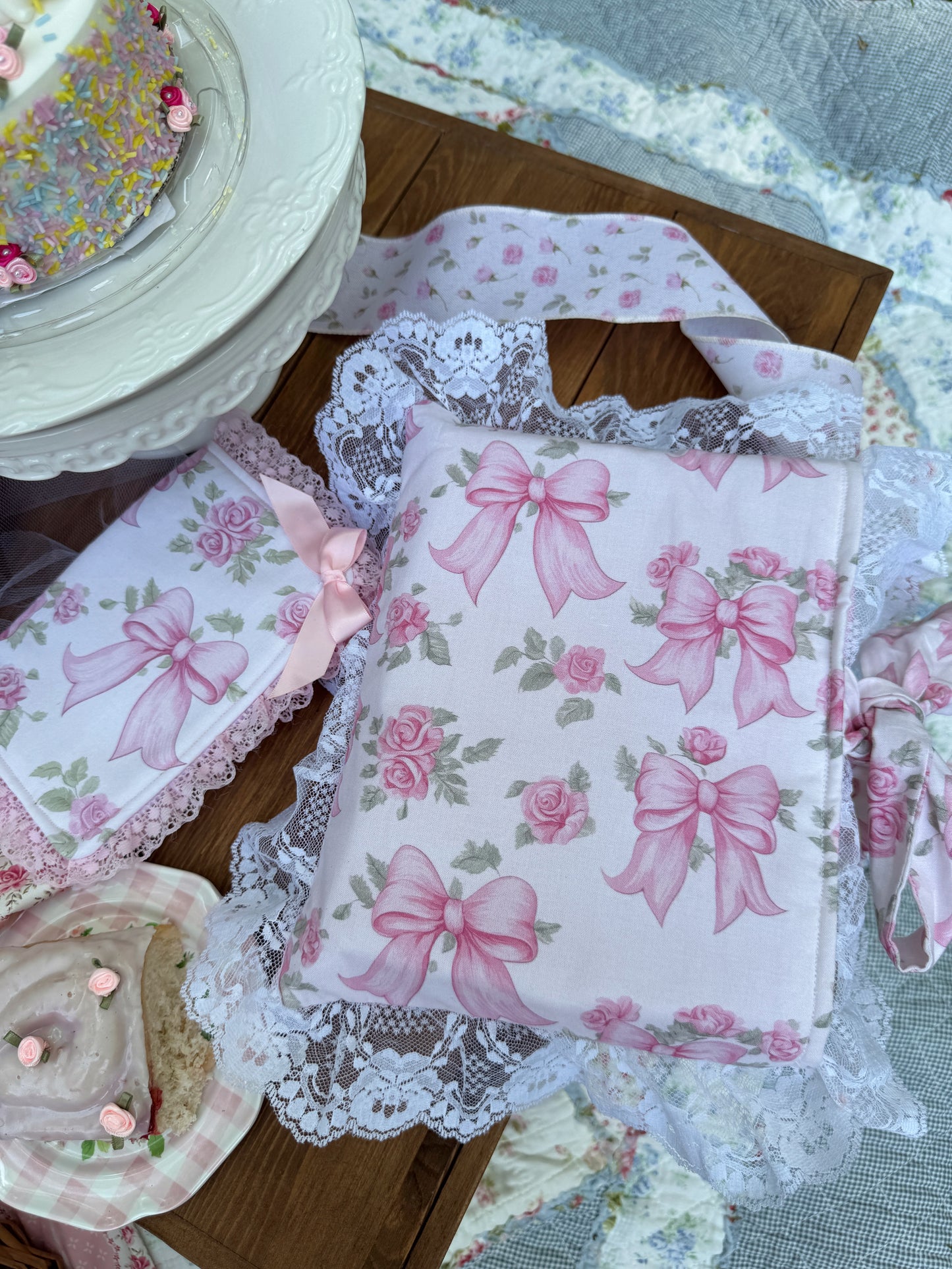 Bow & A Prayer Floral Pink Vintage Lace Bible Cover 💘🎀 (Restocked)-in stock