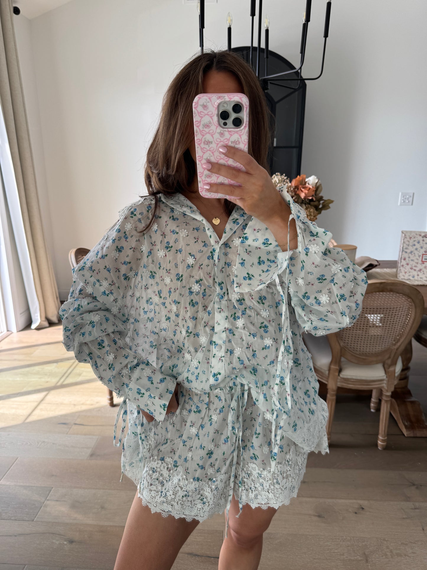 For love lemons set medium new- please note top is oversized. Top is Large