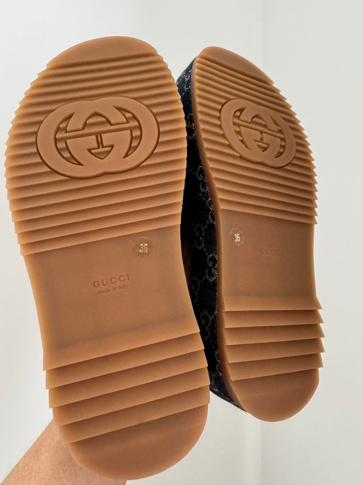 Brand new Gucci platform sandals SIZE 36