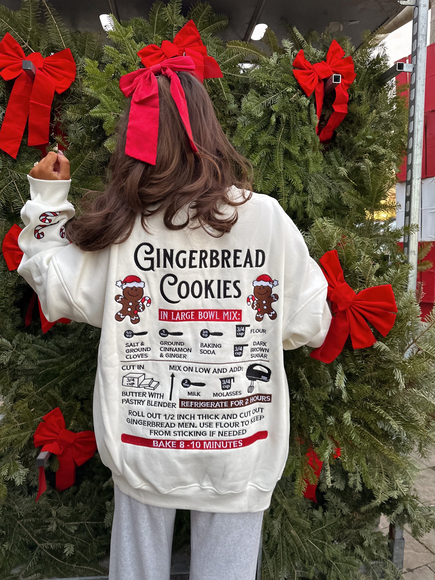Gingerbread Recipe Embroidered Crewneck Cream