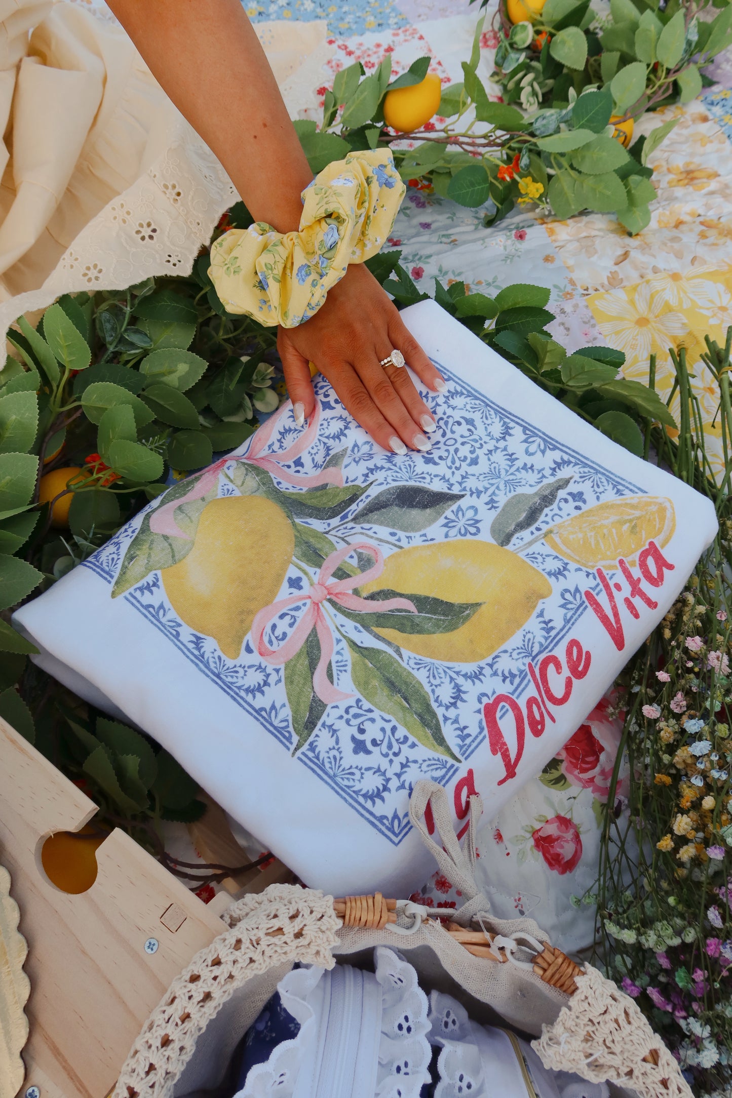 La Dolce Vita Crewneck