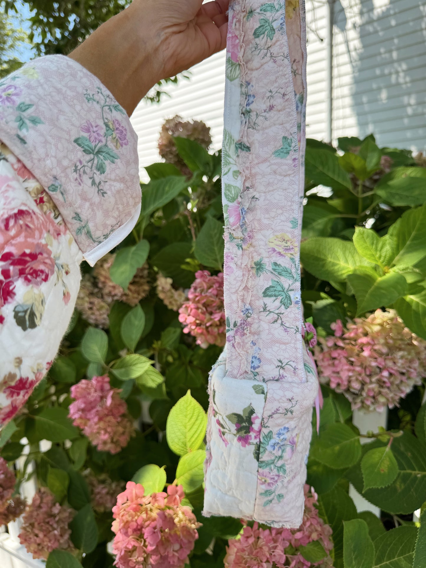 Darling Cottage Vintage Shoulder Bag
