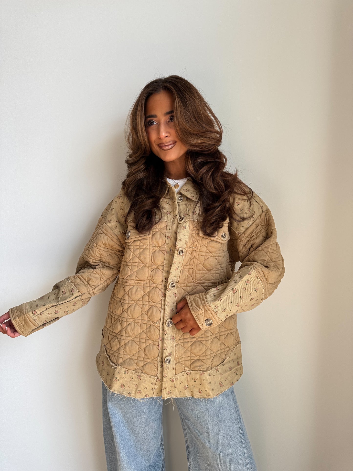 Homestead Bloom Barn Shacket (Mocha)