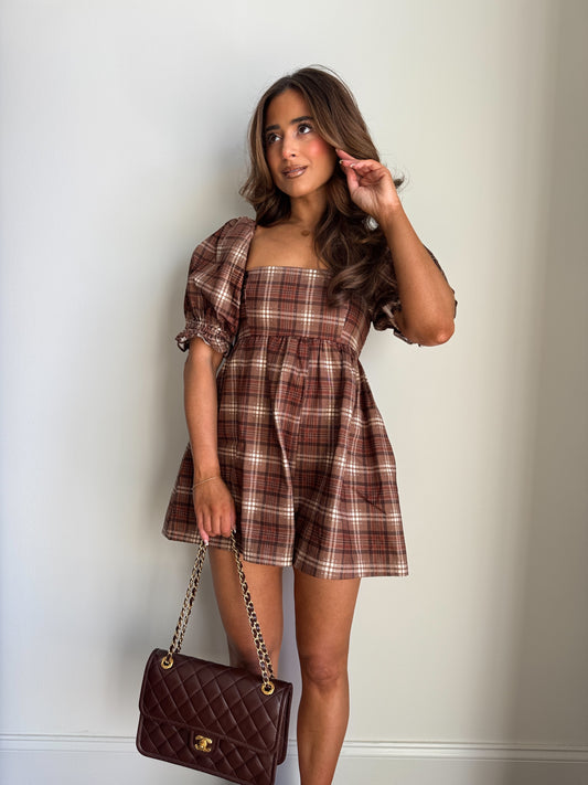 Caramel Crisp Gingham Romper (can’t restock) 🤎🐻