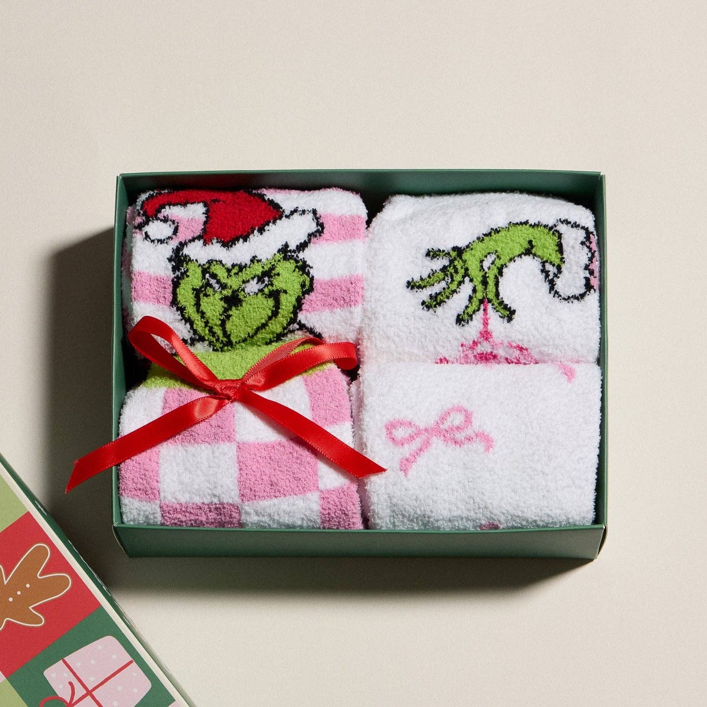 Grinch Holiday Sock Gift Set