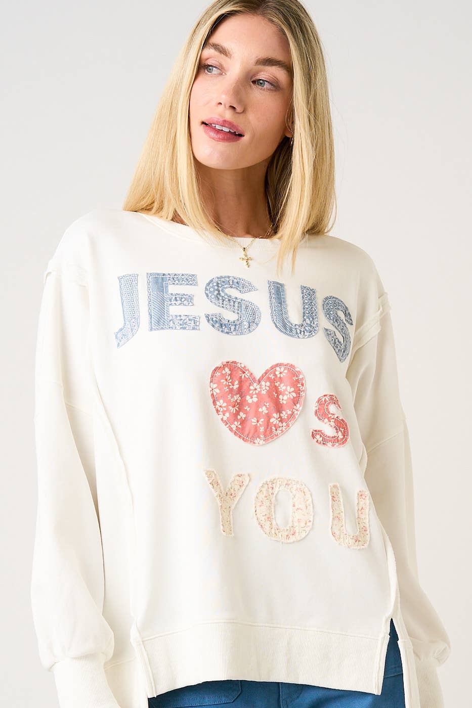 JESUS LOVES YOU PATCHWORK SWEATSHIRT Cream
