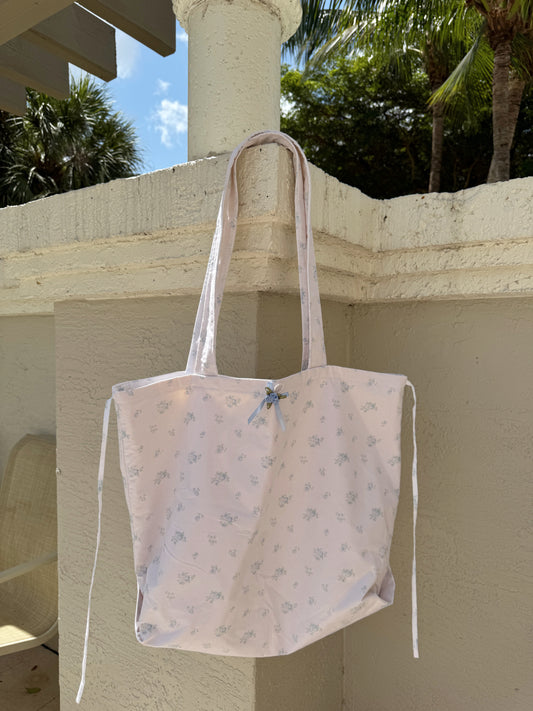 Palm Way Vintage Floral Tote Bag