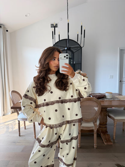 Dottie Lace Mocha Set (can’t restock)