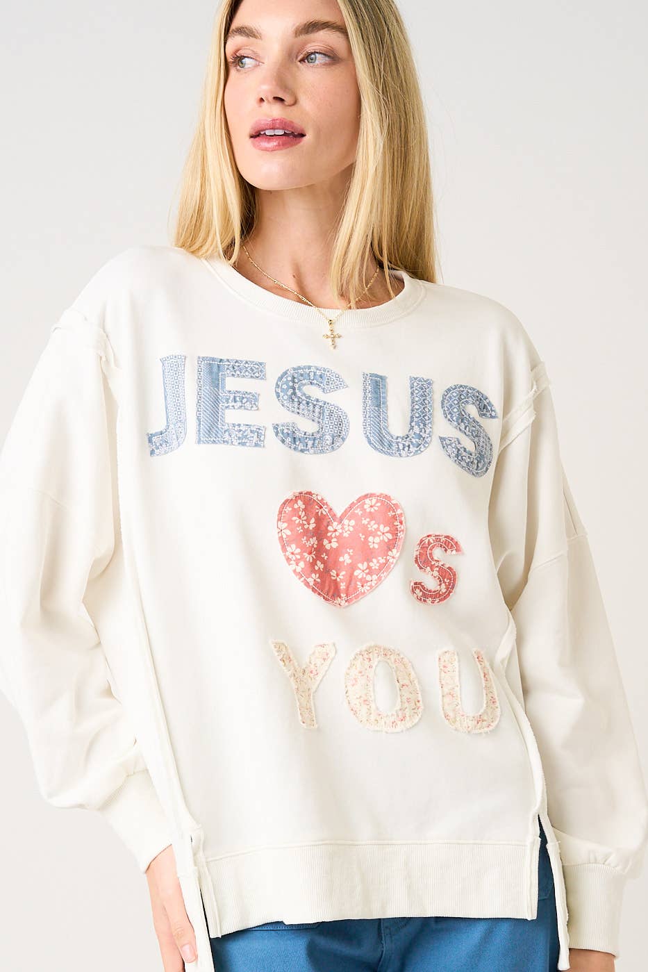 JESUS LOVES YOU PATCHWORK SWEATSHIRT Cream