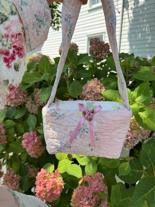 Darling Cottage Vintage Shoulder Bag
