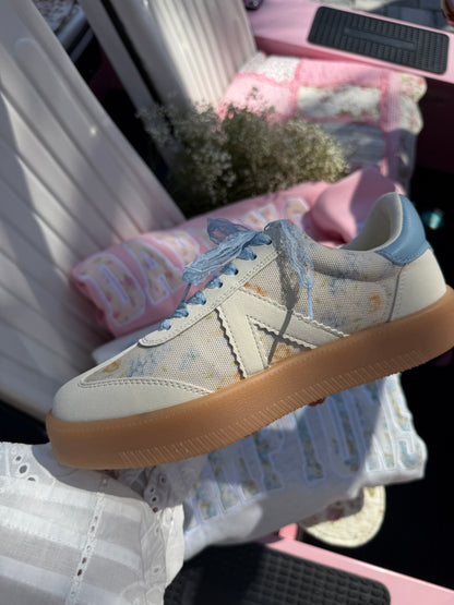 Seaside Charm Sneakers