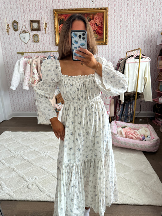 Nothing Fits But dress rare small