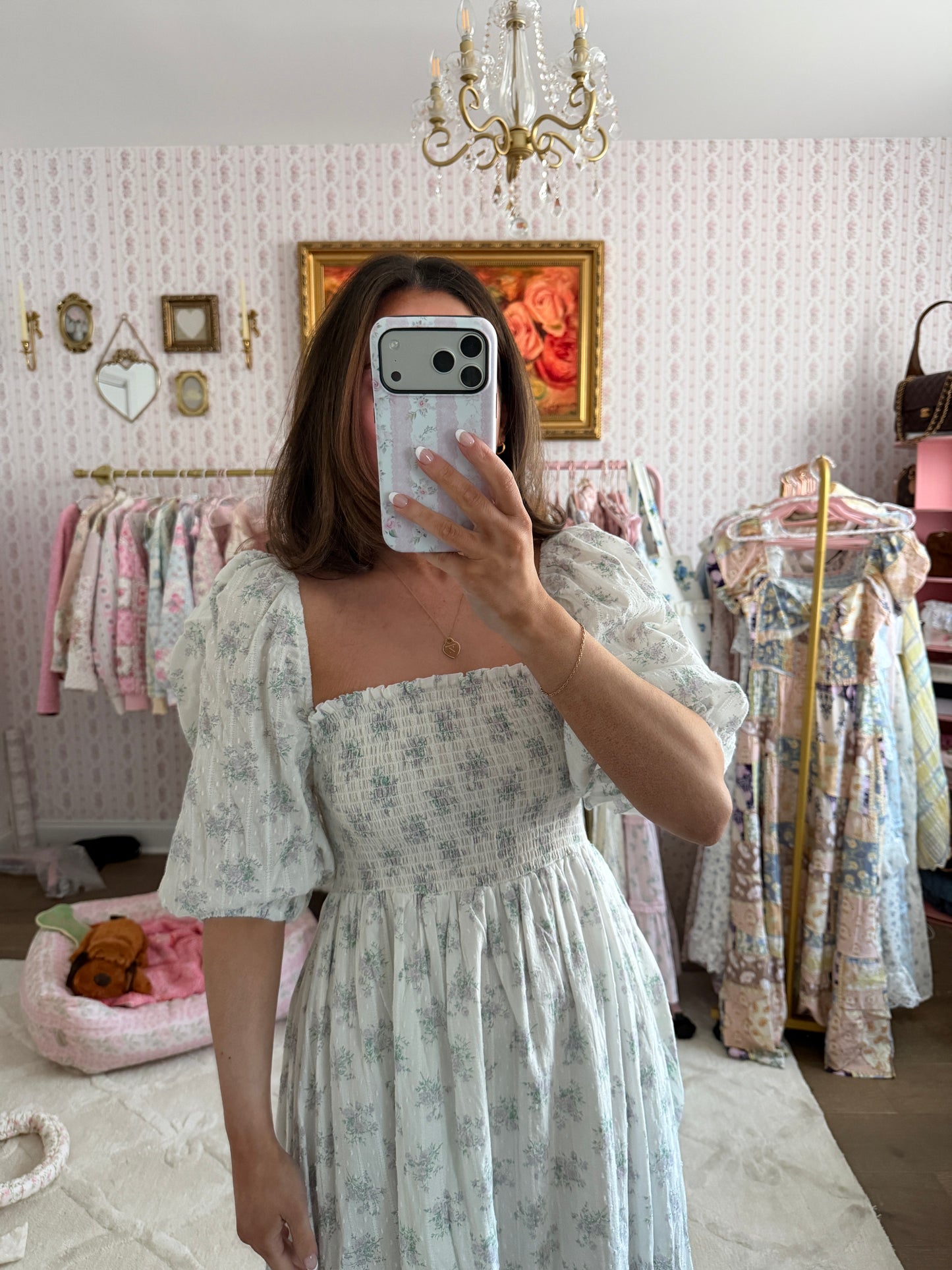 Nothing fits but dress small new