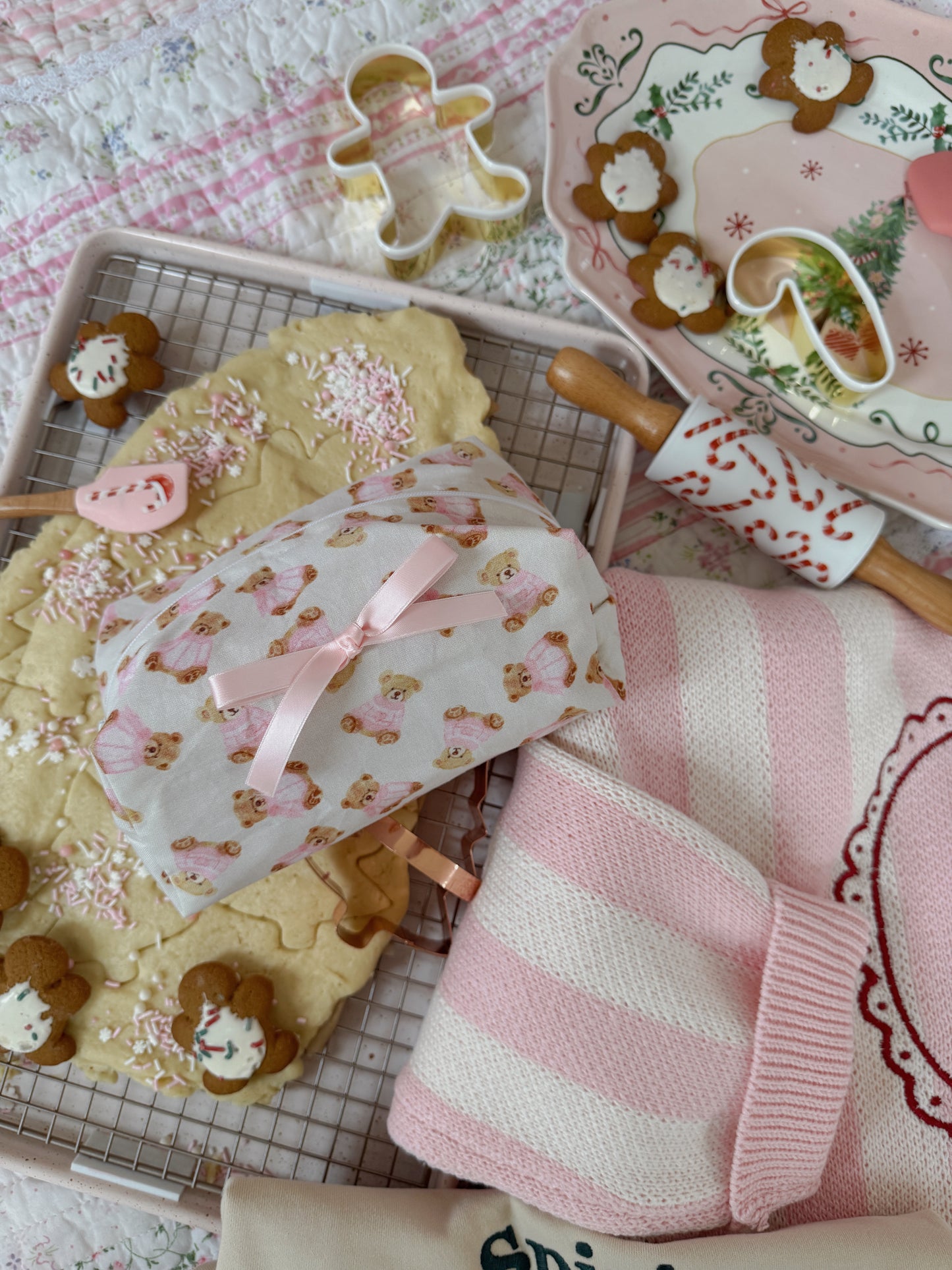 A BEARY Holiday Cosmetic Pouch (ships 2 weeks)