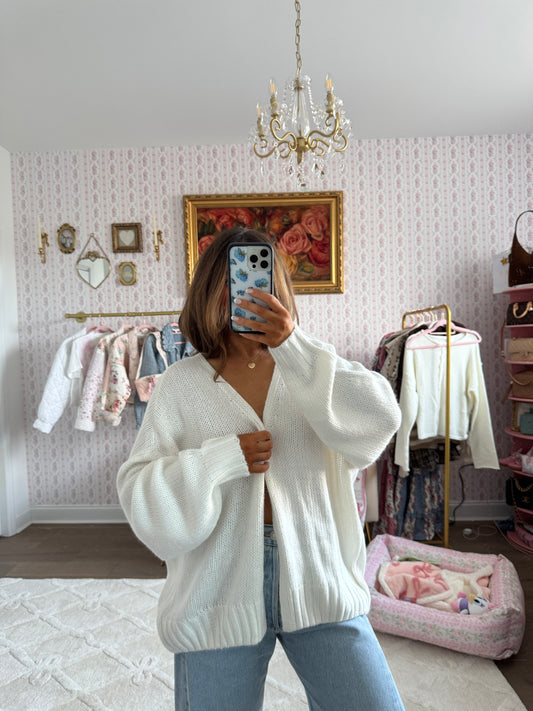 Hollister cardigan NWT (xl)