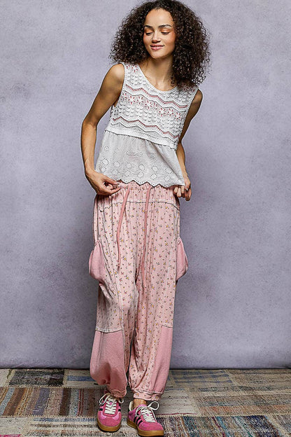 Darling Oversized floral pattern printed knit pants