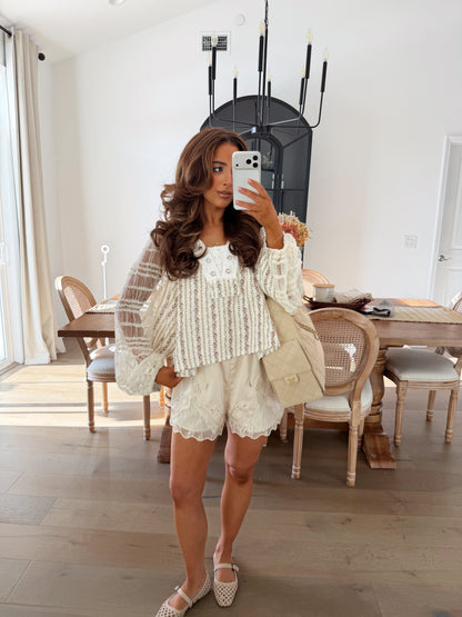 Spring Into Neutral Floral Top RESTOCK 1-2 weeks