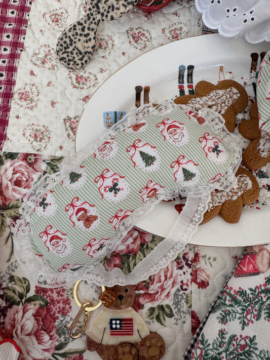 Gingerbread Bear
Lane Sleep Eyemask