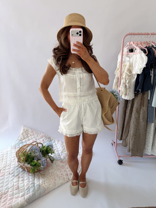 Sand & Lace Set White Eyelet