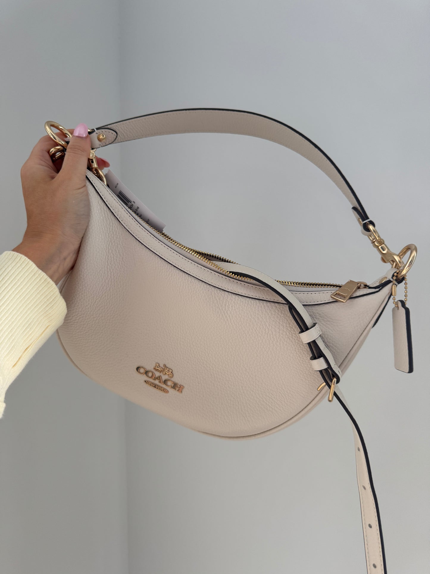 COACH NEW WHITE MINI BAG