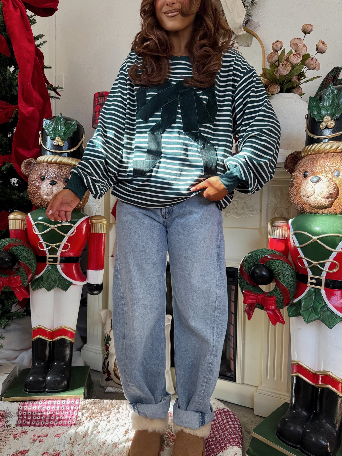 Christmas Tree & Bow Velvet Crewneck