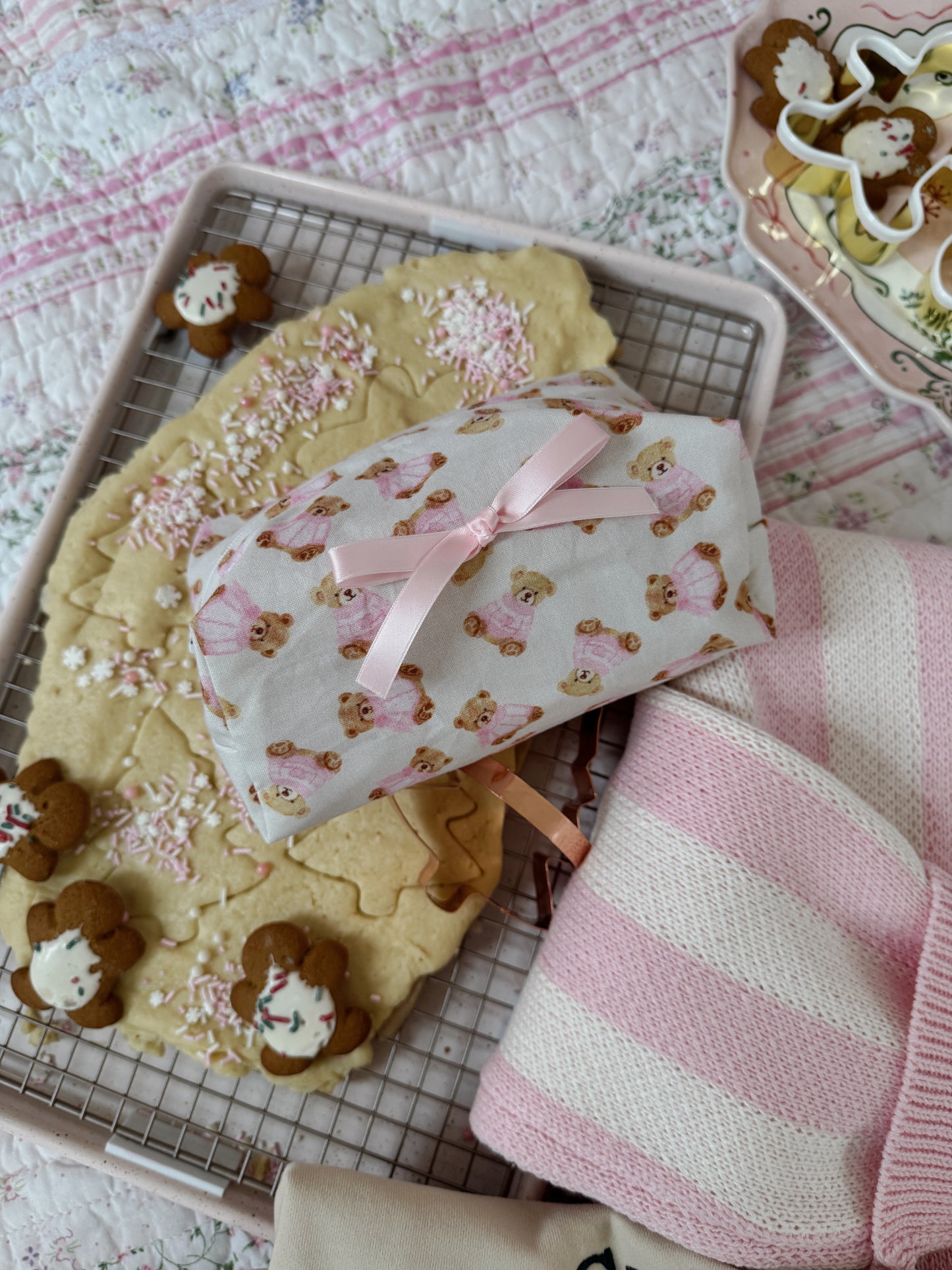 A BEARY Holiday Cosmetic Pouch (ships 2 weeks)