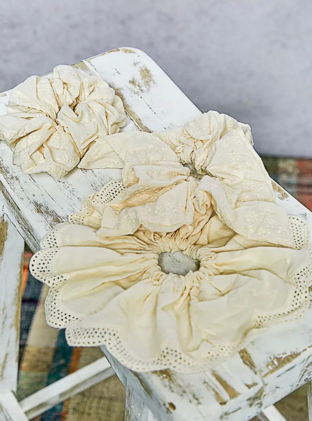 Vintage Lace Jumbo Scrunchie Pack 3 (POL) RESTOCK