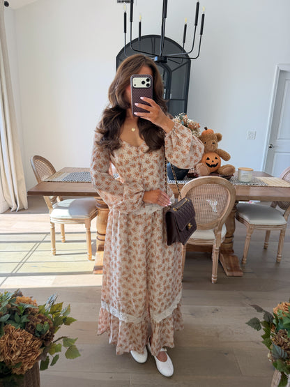 Orchard Sweetheart Midi Dress