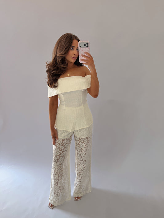 Coconut 🥥 Milk Vintage Lace Set