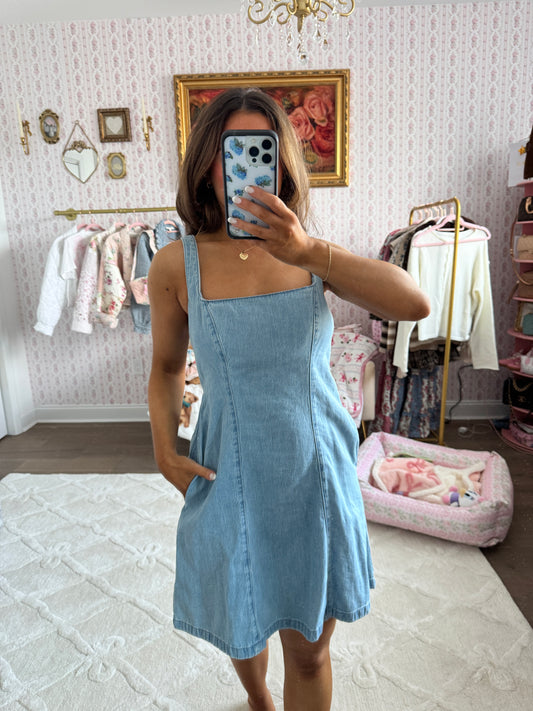 Hollister denim dress new (medium)