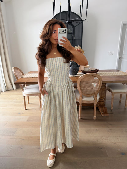 Victorian Belle Midi Dress RESTOCK