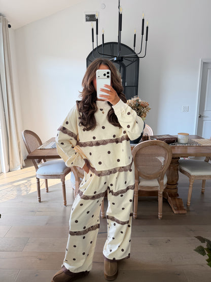 Dottie Lace Mocha Set (can’t restock)