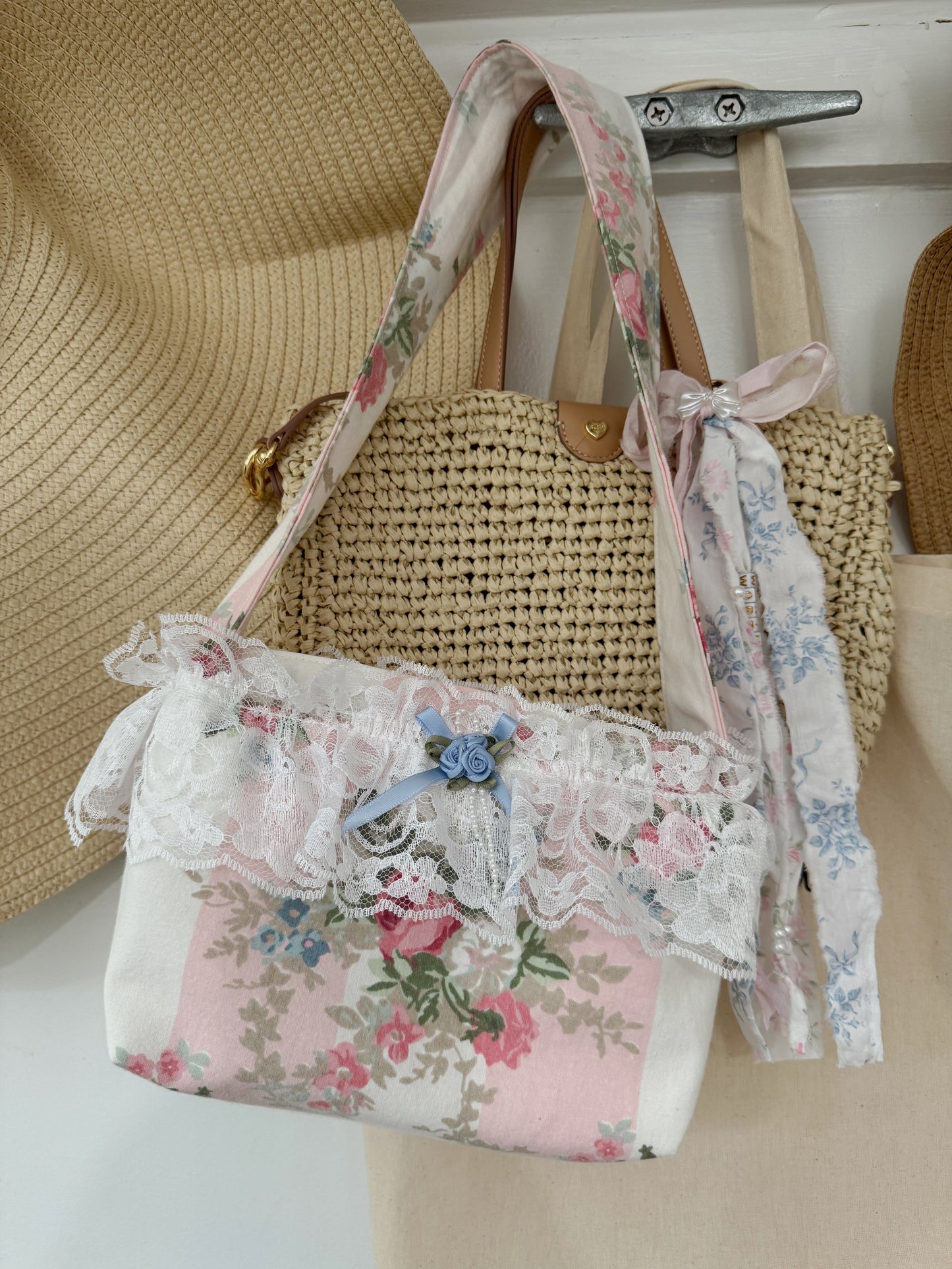 Coastal Shabby Chic Vintage Purse
