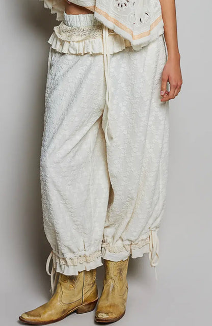 Vanilla Lace & Oat Bloomer Pants