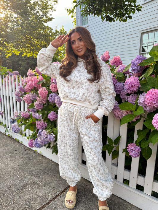 Cozy Summer Dreams Floral Set