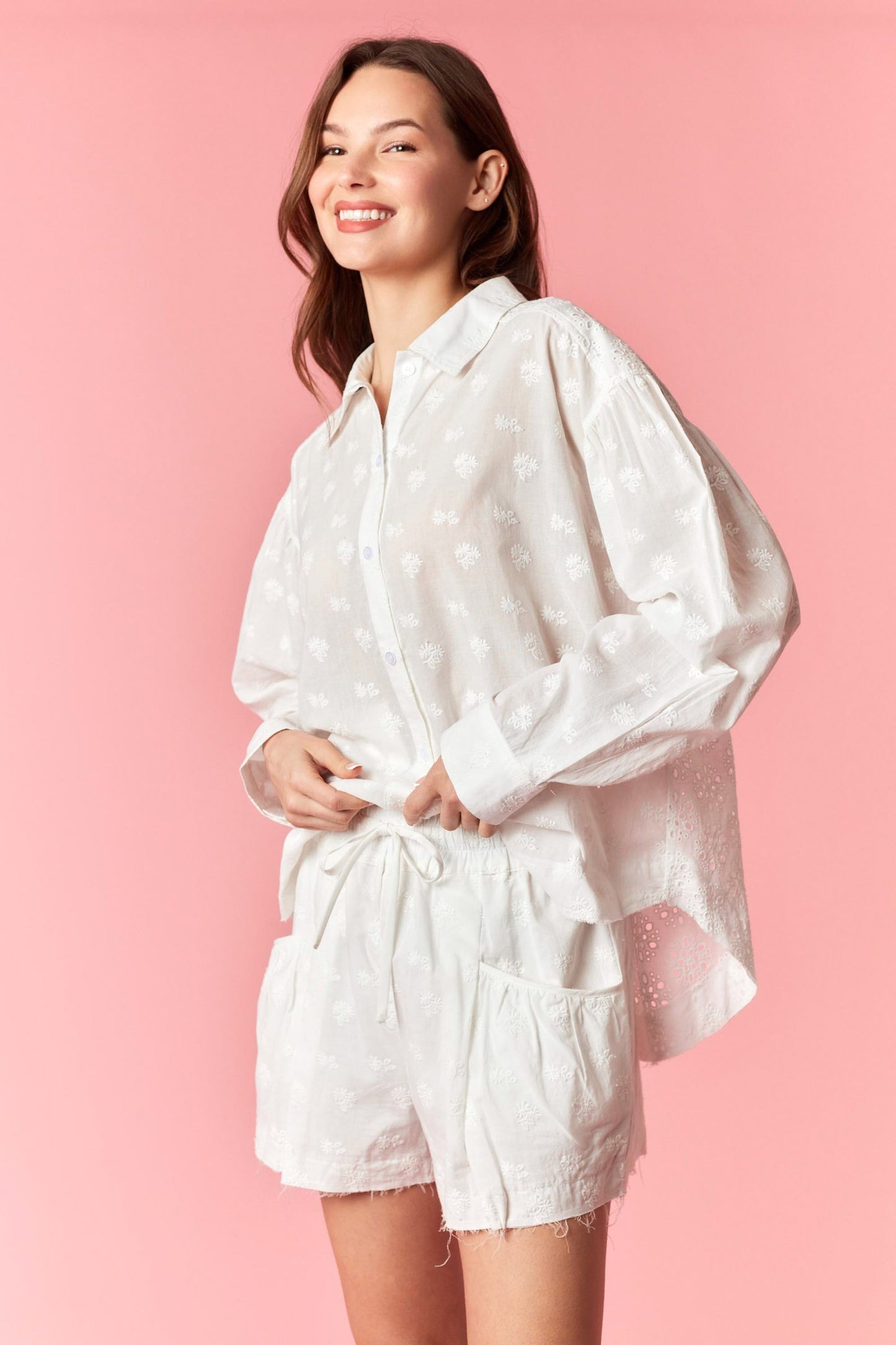 Island eyelet cotton set