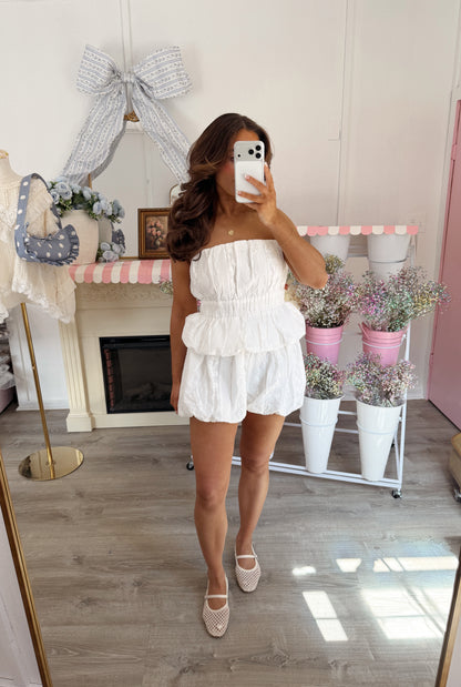 Daisy Eyelet Set